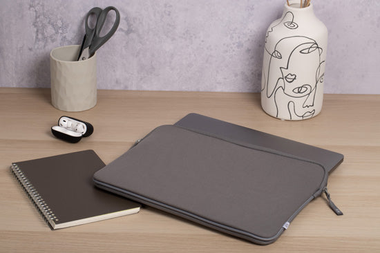 MacBook Pro/Air 13 Basics ²Life Gray/White Sleeve