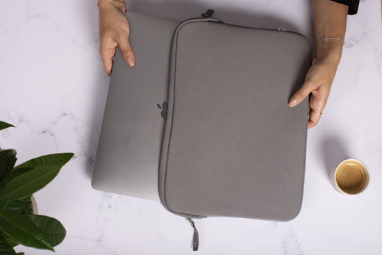 MacBook Pro/Air 13 Basics ²Life Gray/White Sleeve