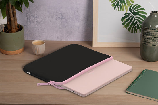 MacBook Sleeve NEO Basics ²Life Perfect Fit Black / Rose