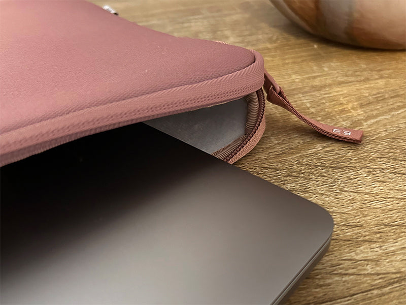 ²Life Sleeve for MacBook Air/Pro 13″ - Red