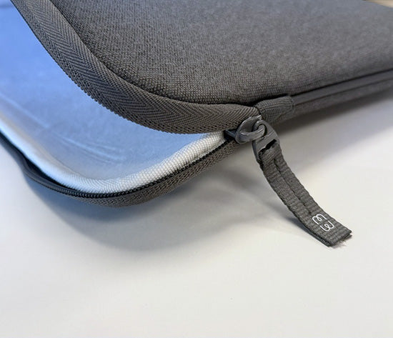 MacBook Pro 14 Shade ²Life Anthracite Sleeve